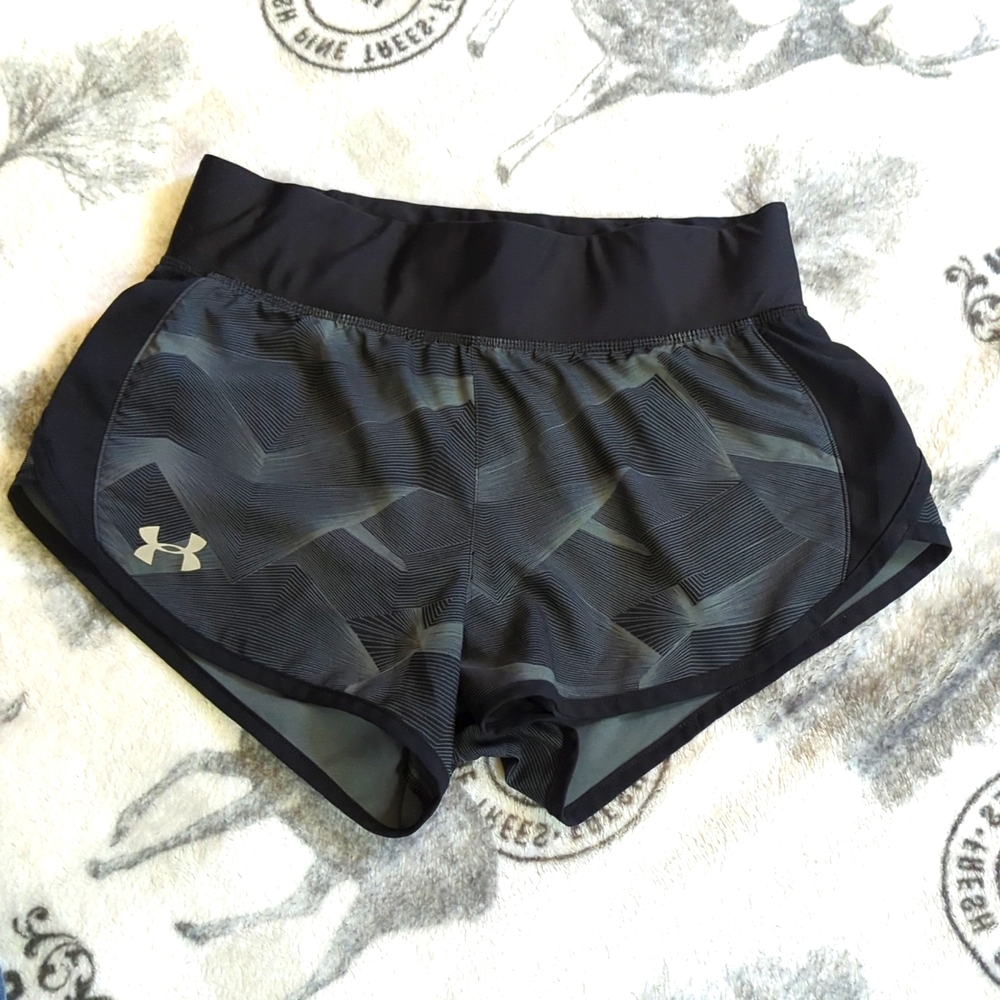 Under Armour women's shorts xs